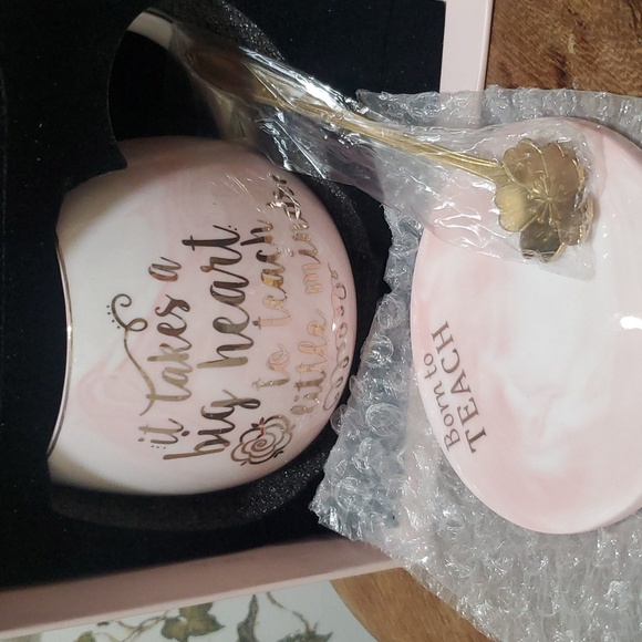 Don't Ever Doubt Your Worth Pink Quoted Ceramic Cup With Silver Spoon - Picture 3 of 8